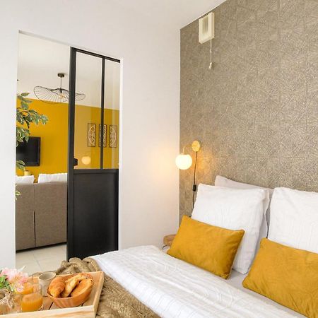 Le Louis D'Or -Acces Facile Gare/Eurexpo/Aeoroport Apartment วีเลอร์บาน ภายนอก รูปภาพ