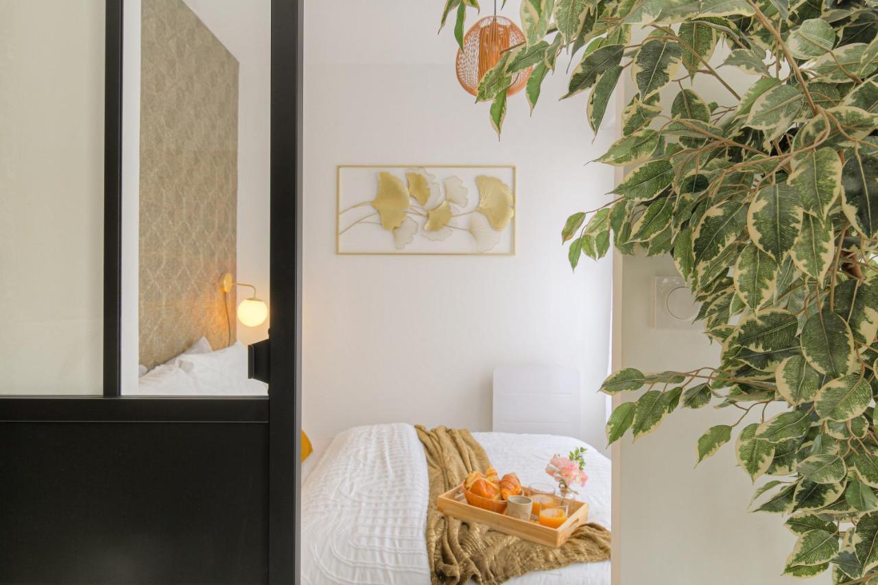 Le Louis D'Or -Acces Facile Gare/Eurexpo/Aeoroport Apartment วีเลอร์บาน ภายนอก รูปภาพ