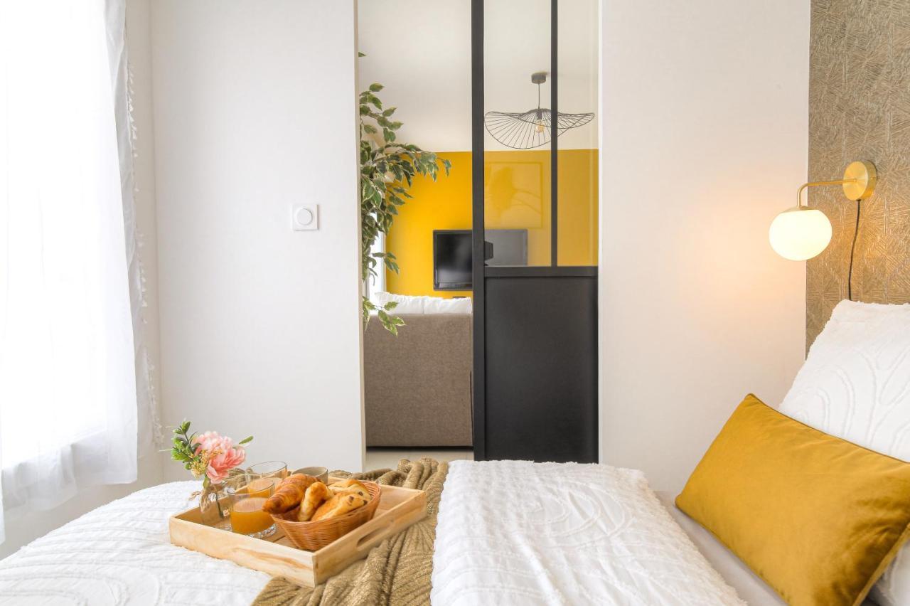 Le Louis D'Or -Acces Facile Gare/Eurexpo/Aeoroport Apartment วีเลอร์บาน ภายนอก รูปภาพ
